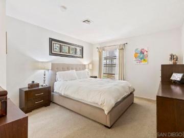 10379 Azuaga St 139