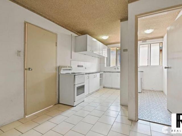 10/37 Castlereagh Street, Liverpool, NSW 2170