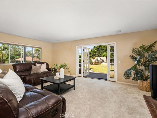 10381 Brightwood