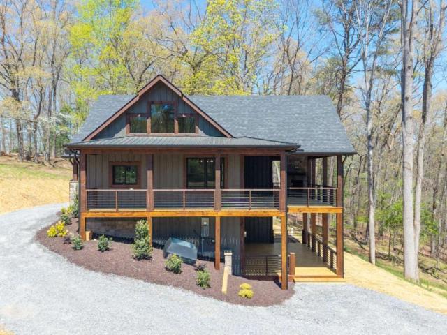 1038 bluebird road