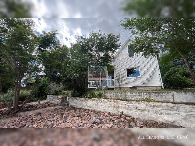 1038 Cooper Ave