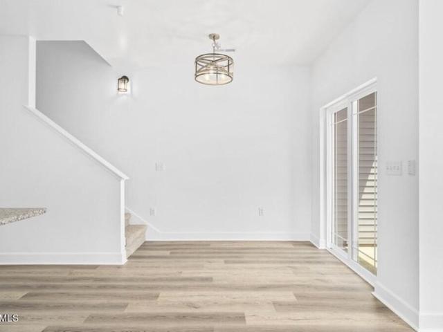 1038 E Main St # 104