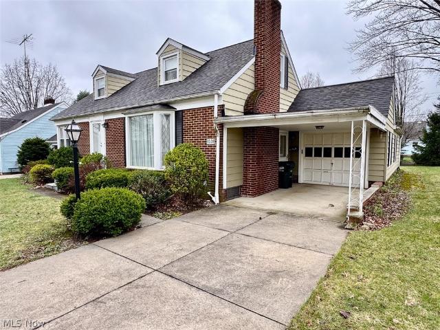 1038 Vincent Boulevard