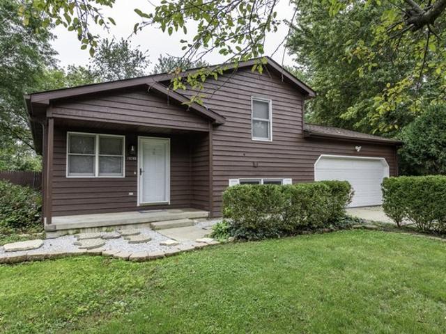 10395 W Illinois Ave, Beach Park, IL 60099