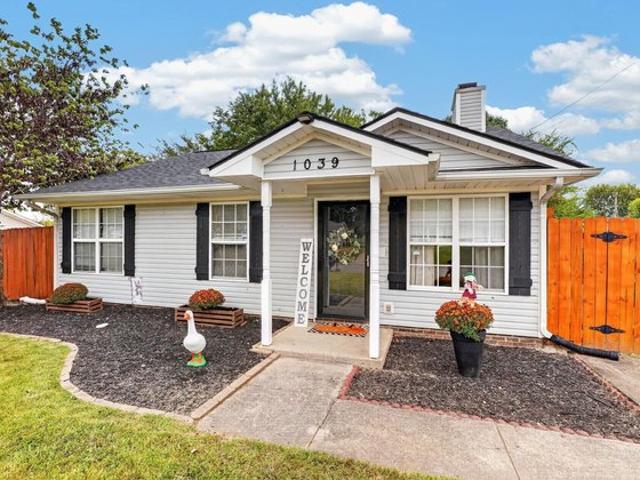 1039 Bush Ave, Oak Grove, KY 42262