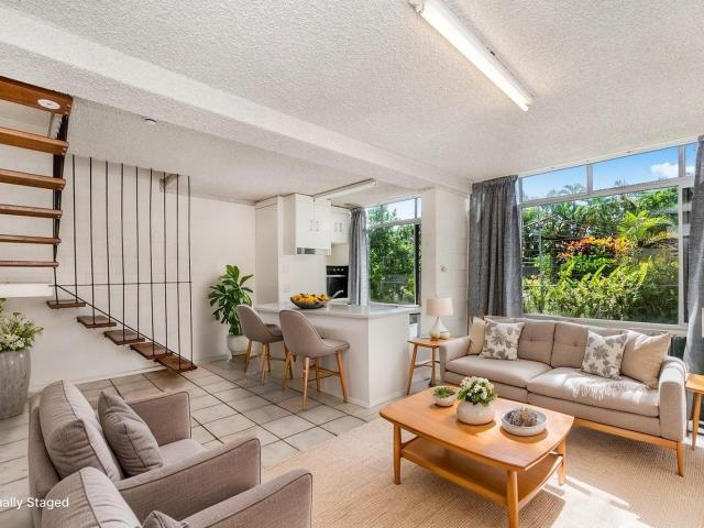 10/39 Cook Street, North Ward, QLD 4810 House for Rent Ray White Townsville