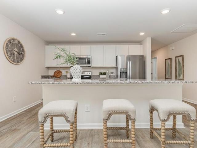 1039 Refuge Way