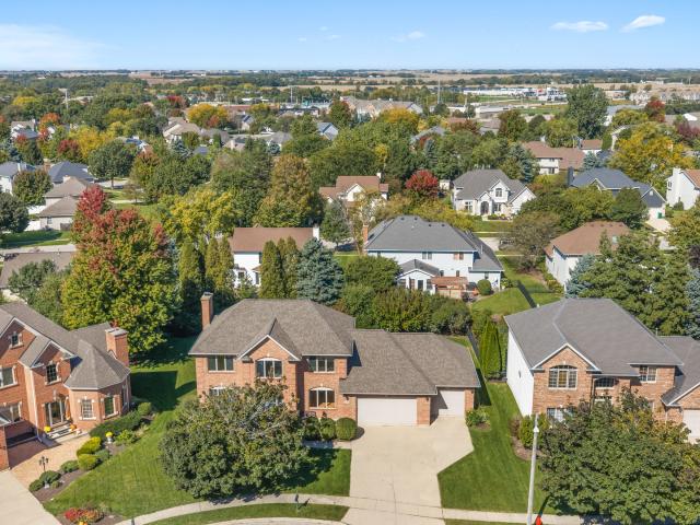 1039 Wellington Court