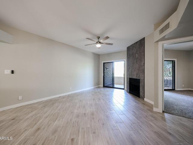 10301 N 70TH Street # 107