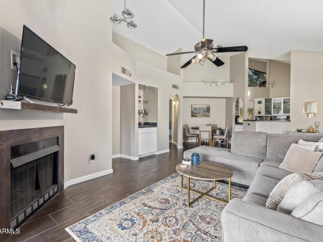 10301 N 70TH Street # 210