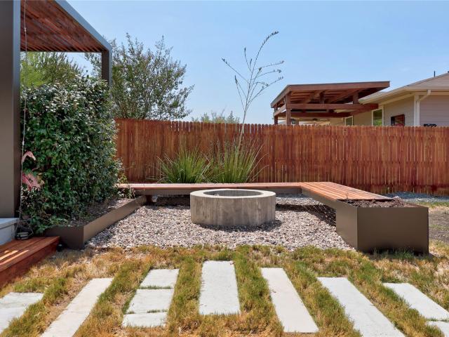 10307 Criswell Rd