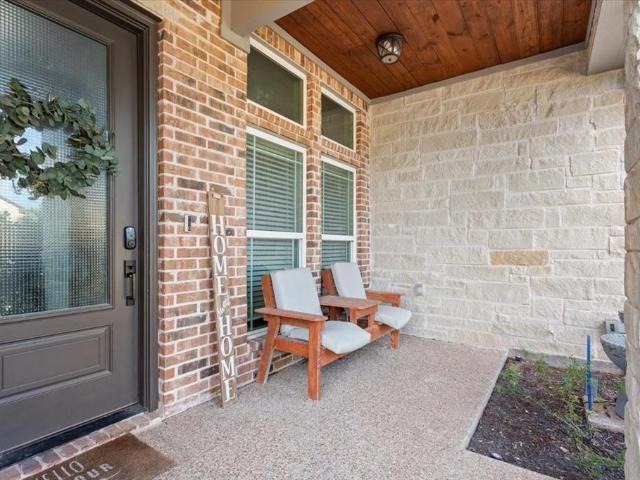 10305 Creekside Lane