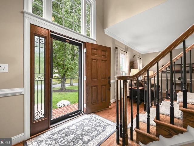 10305 Greenbriar Court