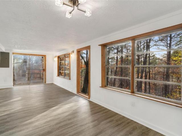 10305 Jims Trail