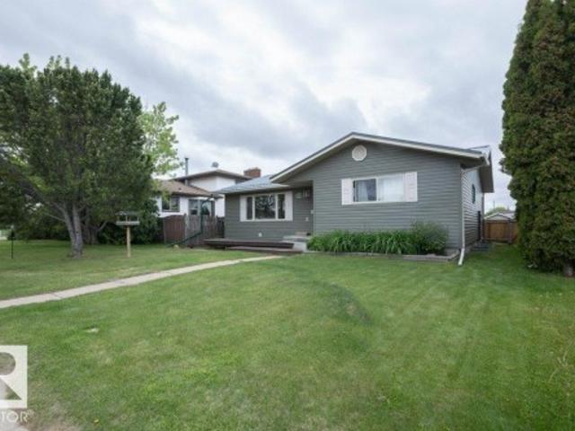 10308 Avenue, Westlock, AB, T7P 1G2 house for sale | Listing ID E4493 | Royal LePage