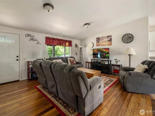1030 Timber Lane