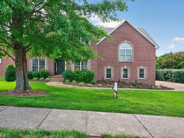 1030 Tower Hill Ln
