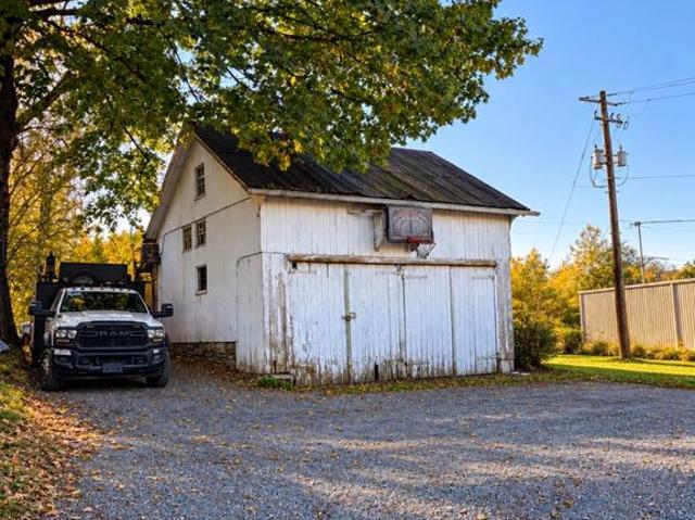 1030 Willow Street Pike