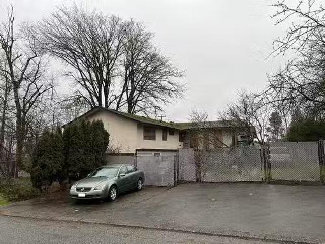 10310 140 Street, Surrey, BC, V3T 4X9 house for sale Listin.