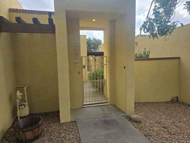 10312 Camino Del Oso NE