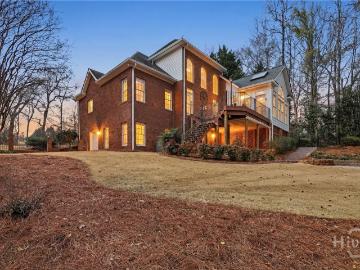 1031 Waterford Court