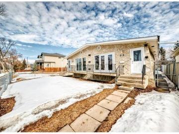 Canora, Edmonton, Edmonton, Alberta - Parking