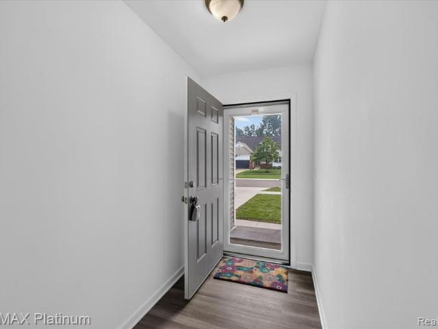 10324 Swan Lake Circle