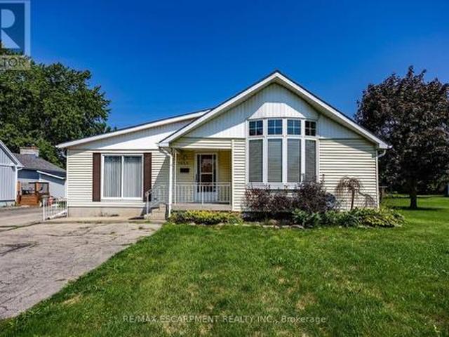 1032 Main Street, Norfolk, ON, N0A 1N2 house for sale | Listing ID X13693 | Royal LePage