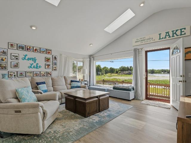10333 Walnut Drive