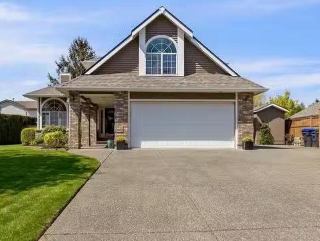 1033 Malahat Dr, Courtenay, BC, V9N 8W4 house for sale List.