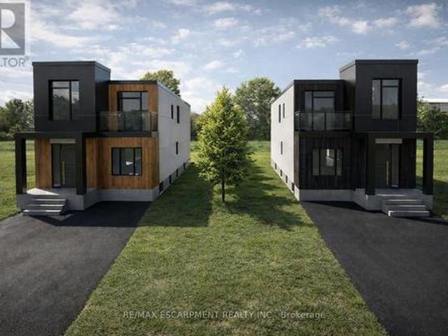 1033 Alexandra Avenue, Mississauga, ON, L5E 1Z9 house for sale | Listing ID W13563 | Royal LePage