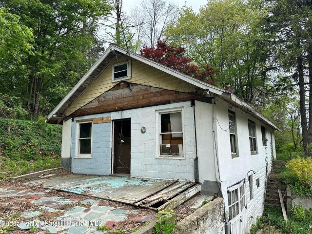 1033 County Route 8