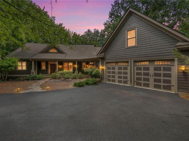 1033 Quail Cove Drive