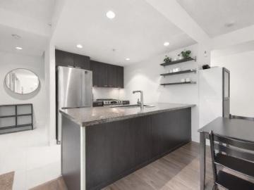 Greater Vancouver - Patio, Garden, Parking