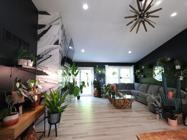 103 Cottonwood Court