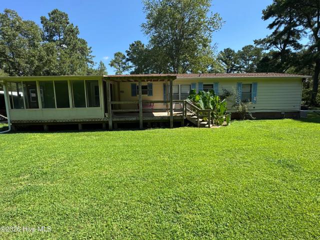 103 Cowboy Trail