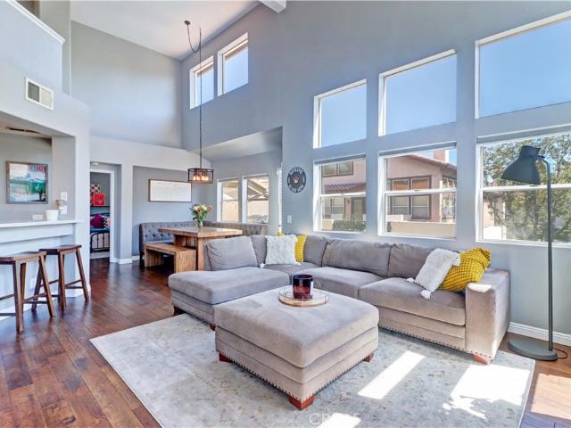 103 Camino Del Oro