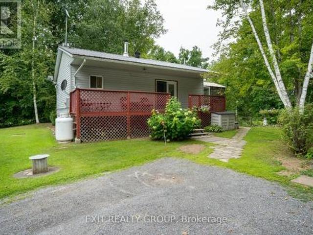 103 Camp Lane, Tweed. Hungerford Twp, ON, K0K 3J0 house for sale | Listing ID X13067 | Royal LePage