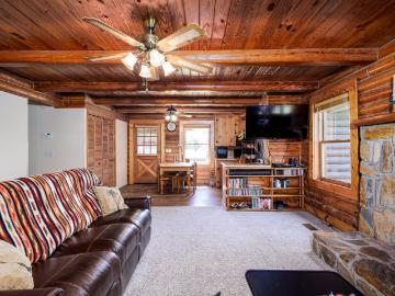 103 Cardinal Cove Road
