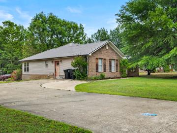 103 Centerview Court