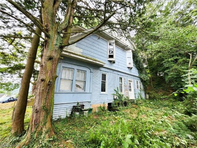 103 Circle Ave