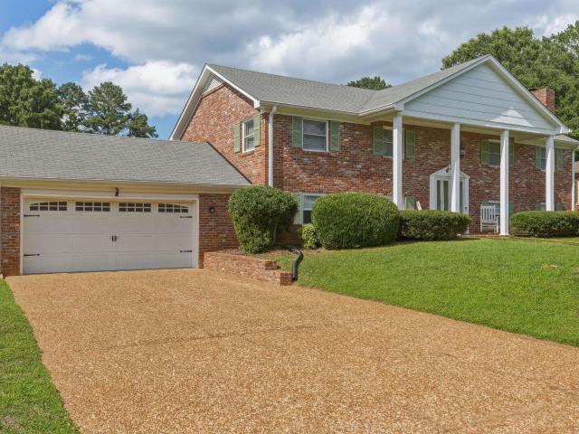 103 Creekwood Cir