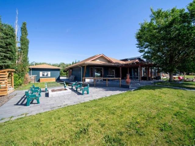 103 Argentia Beach, Rural Wetaskiwin County, AB, T0C 2C0 house for sale | Listing ID E4498 | Royal LePage