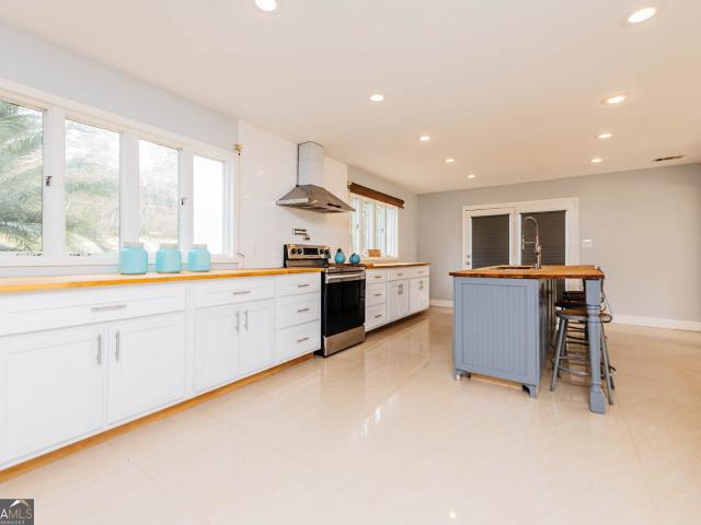 103 Belaire Drive