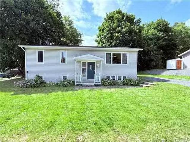 103 Gold St, Woodstock, NB, E7M 1V4 house for sale Listing.
