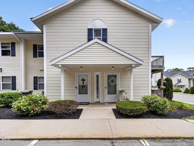 103 Greenwich Drive