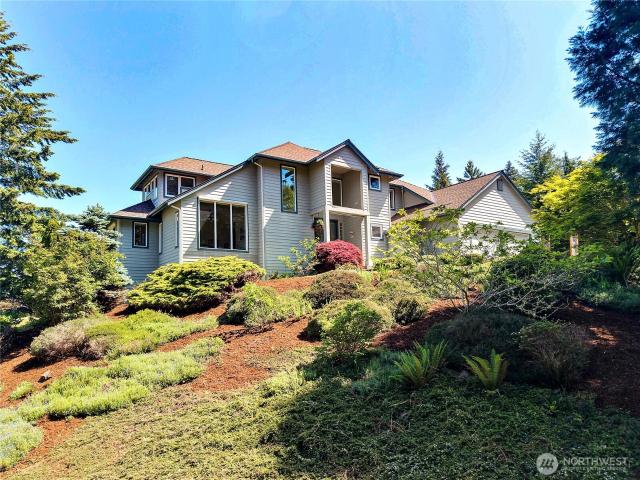 103 Deer Hollow Circle