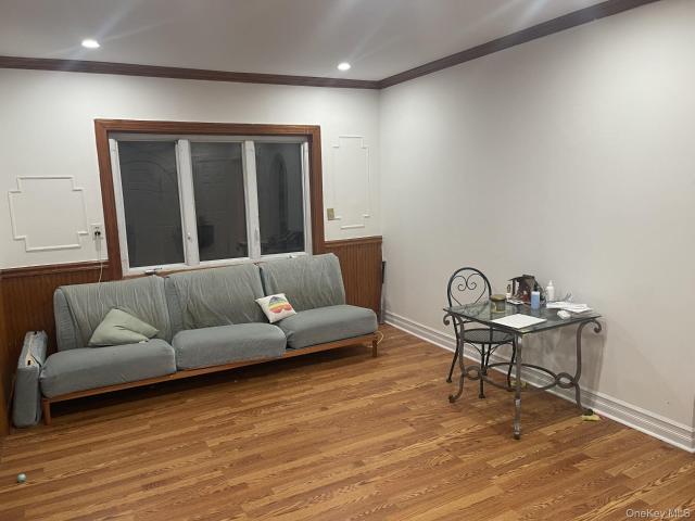 103 E St Marks Pl, Valley Stream, NY 11580 | MLS #948068