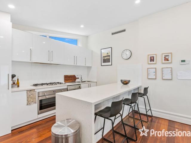 103 Fifth AvenueMount Lawley WA 6050, Australia