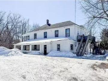 103 King Street South, Woodstock, NB, E7M 1Z9 commercial for.